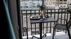 River Residence - Image 5