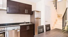 Ferienhaus mit Pool, Grill und schnellem Internet | Meerblick | Perfekt für die Arbeit von Zuhause - Image 3