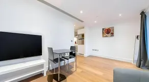 Upper Echelon - LP Residence - Image 2