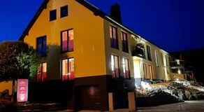 Ferienwohnung im Chaletstil Schlossblick 51 qm Wellness Fitness Sauna Bergrödelhof - Image 3