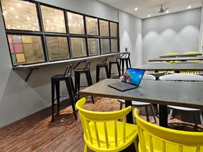 Coliwo Trois Hostel - Kharadi - Image 3