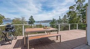 Gracey's Beach House - Dennes Point - Image 5