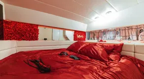 Love Boat Bordeaux - Image 4