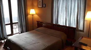 Family Hotel Pchelina - Image 2