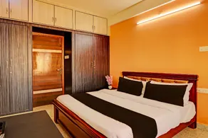 Collection O Q Suites Madhapur - Image 2