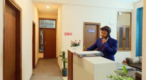 Glinzer Noida - Image 5