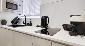 Mount Lodge - Image 3