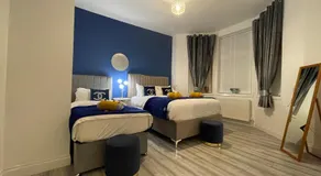 HLA Holytown - Image 2