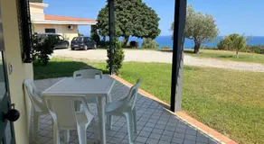 Luna Apartments - Image 4