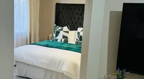 Apartment with stunning scenic views - Image 2