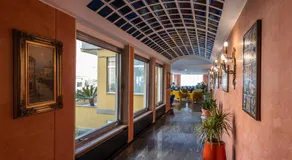 Hotel Bellevue Et Mediterranée - Image 3