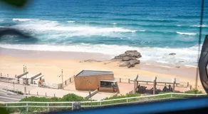 307 - Cinema by the Sea - Beachfront 2-Bed Retreat - Image 5