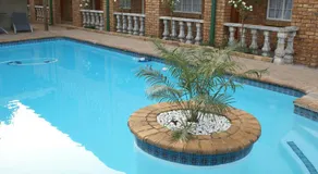 Airport Inn Bed and Breakfast - Image 2
