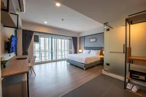 Mayson Place Hotel - Image 2
