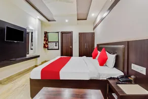 Collection O Hotel Shree Ji - Image 5