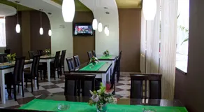 Garni Hotel Tri O - Image 5
