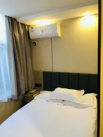 GreenTree Inn Yangzhou Slender West Lake Wencheng Attic Express Hotel - Image 3