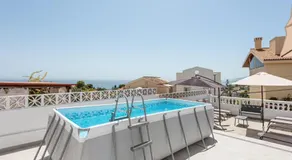 Bellissima villa totalmente attrezzata con idromassaggio, piscina privata e terrazza | Vista sulla città | Ideale per il telelavoro - Image 3