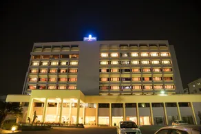 Dolphin Hotel - Image 5