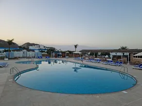Holiday Beach Resort - Image 5