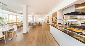 Apartamentos Globales Lord Nelson - Image 3