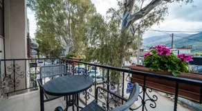 Dimitra & Deslina Luxury Αpartments - Image 5