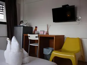 Iroom Hotel - Image 5