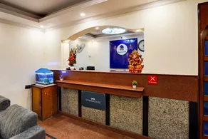 Hotel O Royal Palace - Image 2