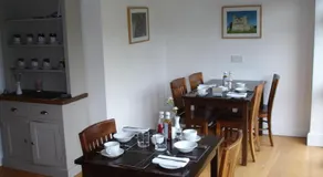 Burcott Mill Guesthouse - Image 4