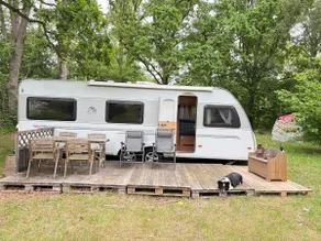 Cozy camper - Image 5