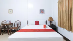RedDoorz @ Marifa Hotel Angeles Pampanga - Image 1