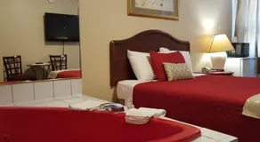 Niagara Inn & Suites - Image 2