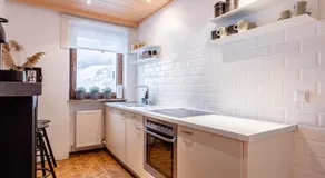 Neu saniertes Ferienhaus mit großem Garten - Image 4