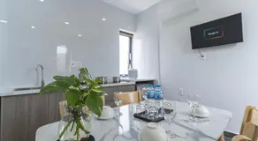 Tidal Mist Homestay - Image 2