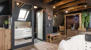 Greyhouse Apartments - Image 3