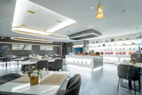 Home Inn Plus Xuzhou Pei County Zhongjin Plaza - Image 3