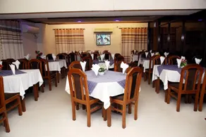 Hotel Royal Palace - Image 4
