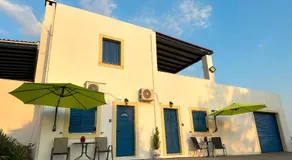 Green Parrot Apartments - Image 2