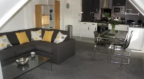 No 7 Woods View - Image 2