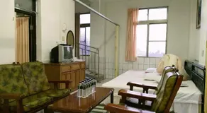 Qun Feng Hotel - Image 3