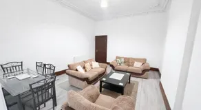 3BR Traditional City Centre Apartment - Image 3
