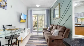 Cozy, upscale apartment centrally located in Kgn 6 - Image 3