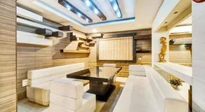 Townhouse Hatigaon Near Medicity Formerly Hotel Grand Majesty - Image 5