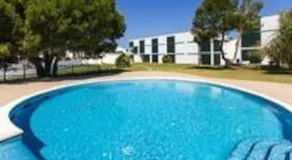 Precioso apartamento en complejo con piscina - Image 4