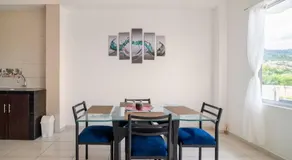 Hermoso Apartamento en Mesitas de El Colegio - Image 4