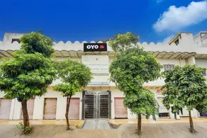 SPOT ON Geeta Vatika Guest House Mathura Junction - Image 5