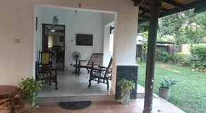 D'zz Home Stay - Image 4