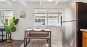 Chic Abode In Central Berkley - Image 5