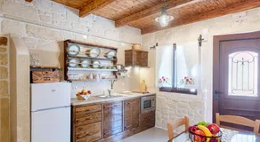 Yiannis Retreat - Image 4