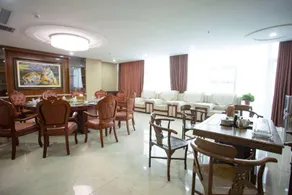 Wanlong International Hotel - Image 4